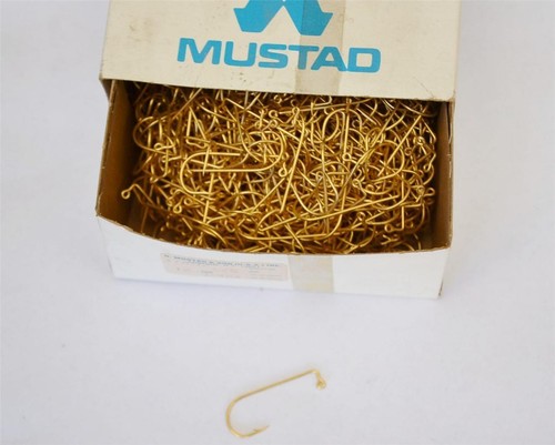 Nouveaux hameçons mustad 100 - nouveaux,